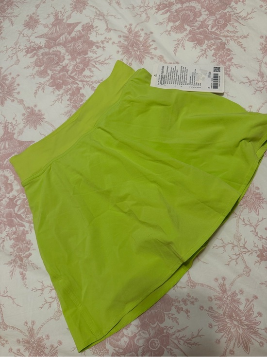 lululemon athletica Dresses & Skirts - Lululemon tennis skirt